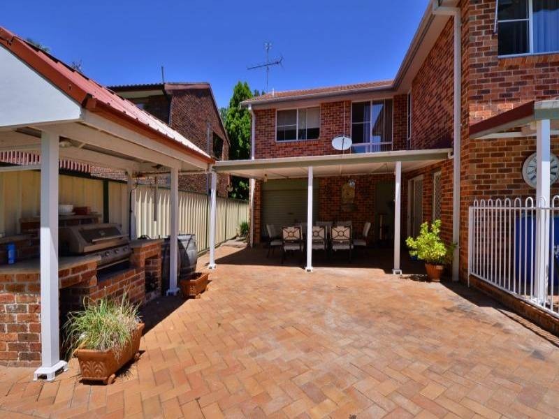 Mcgraths Hill NSW 2756