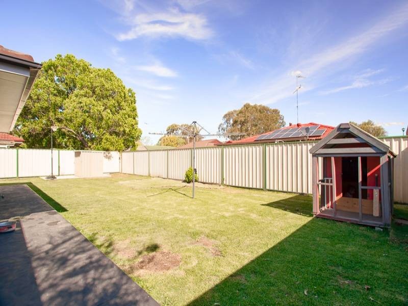 Mcgraths Hill NSW 2756