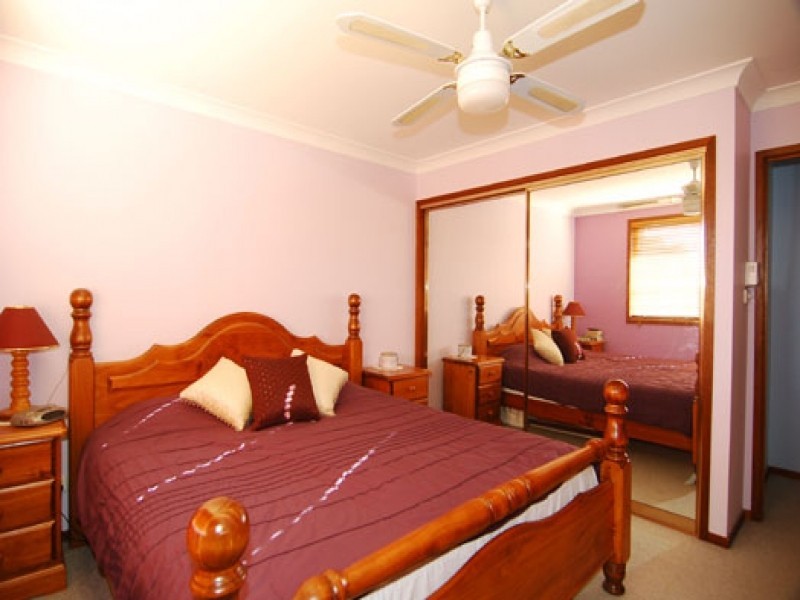 Mcgraths Hill NSW 2756