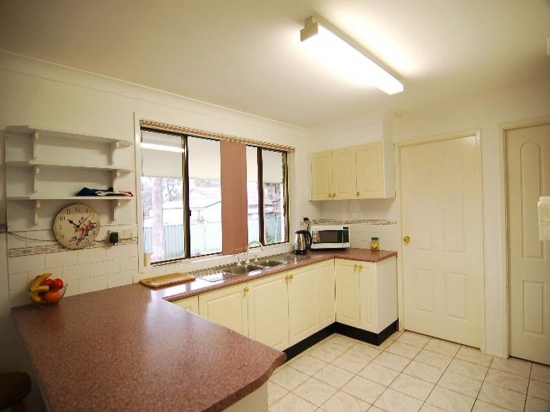 4 Mower Place, South Windsor NSW 2756