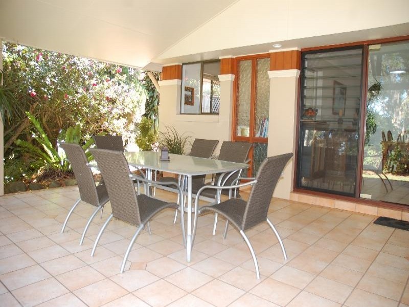 94 Skyline Terrace, Burleigh Heads QLD 4220