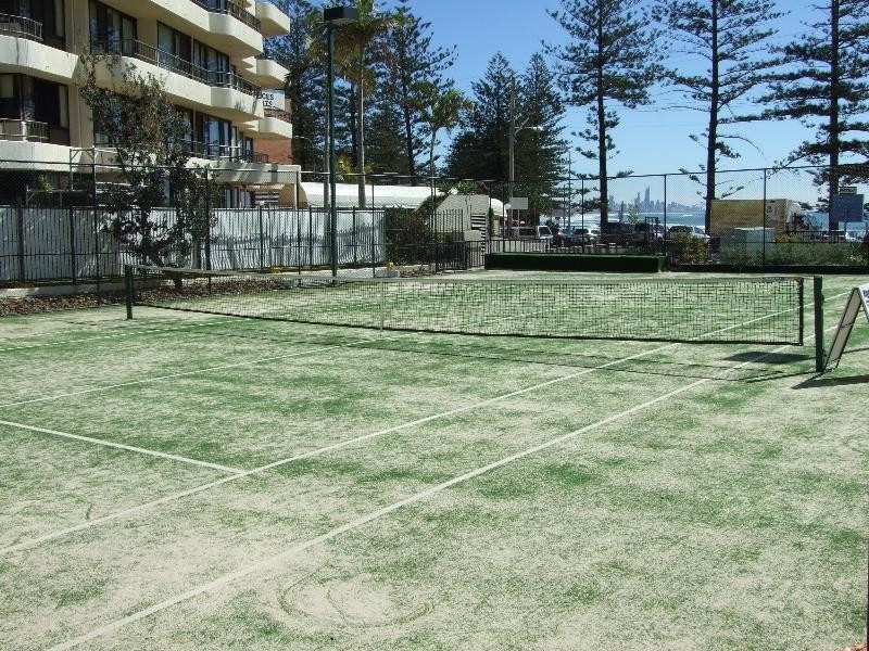 GB 3/52 Goodwin Tce, Burleigh Heads QLD 4220