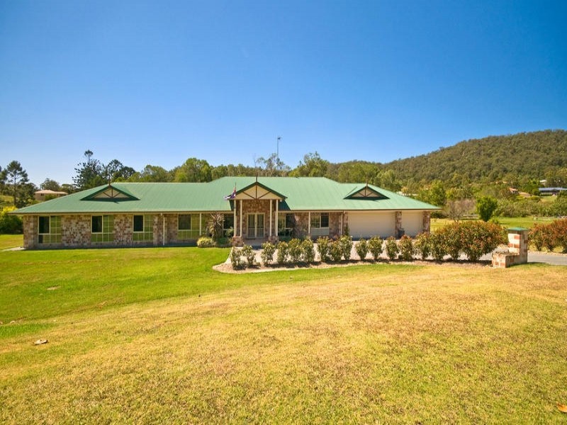 6 Fairy Wren Crt, Bonogin QLD 4213