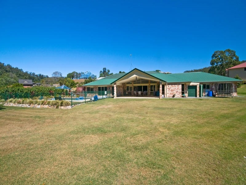 6 Fairy Wren Crt, Bonogin QLD 4213