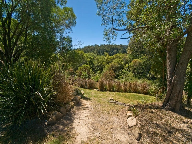 6 Fairy Wren Crt, Bonogin QLD 4213