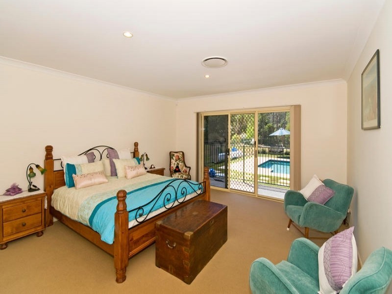6 Fairy Wren Crt, Bonogin QLD 4213
