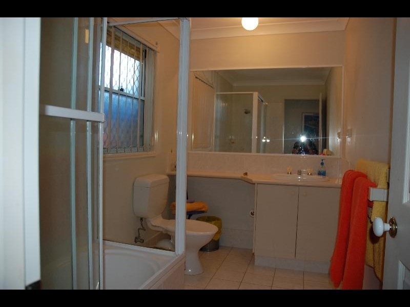 Varsity Lakes QLD 4227