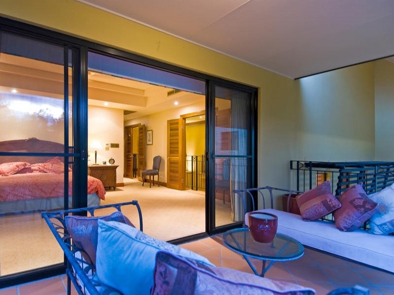 29 Kentia Court, Elanora QLD 4221