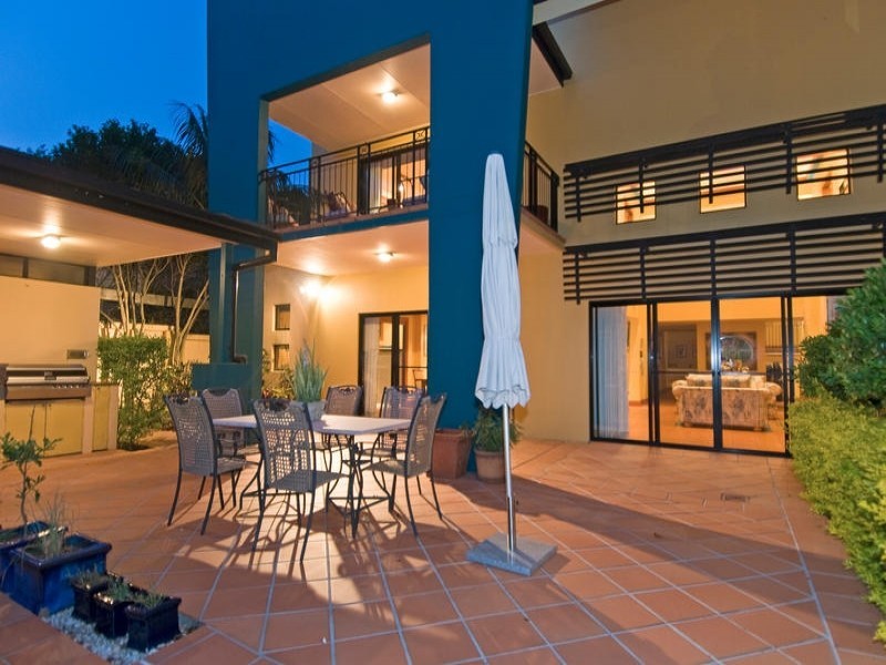 29 Kentia Court, Elanora QLD 4221