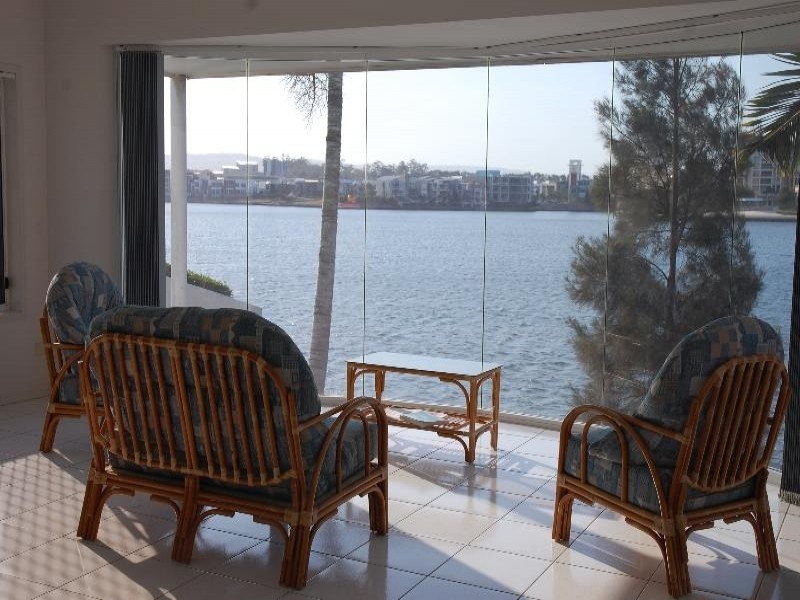 29 Northwestern Ct, Varsity Lakes QLD 4227