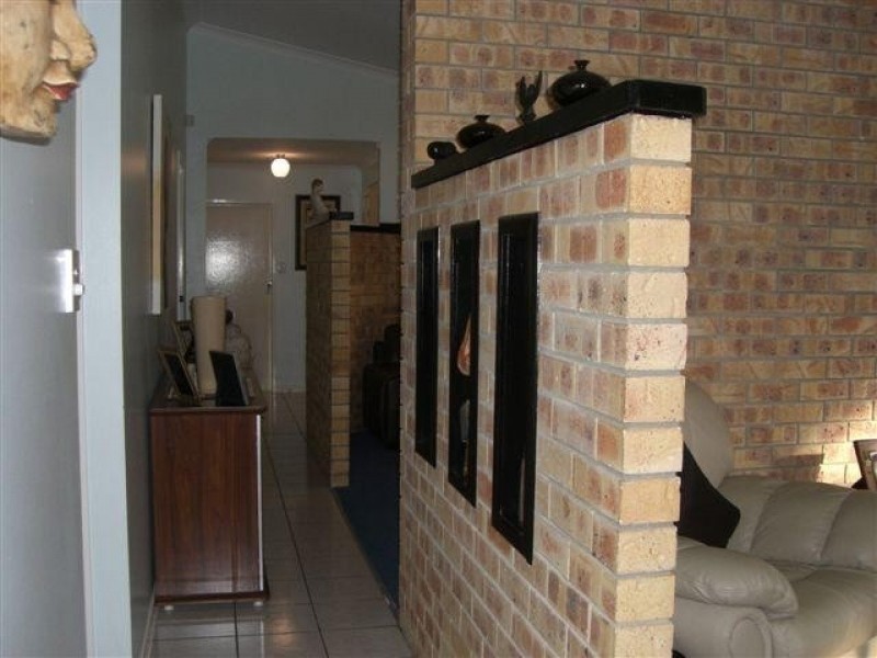 41 Hansen Street, Urangan QLD 4655