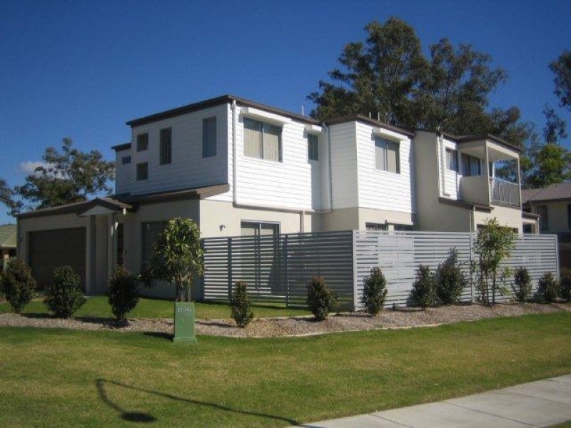 1/42 Careel Close, Helensvale QLD 4212