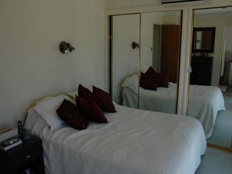 6 Crinum Crescent, Southport QLD 4215