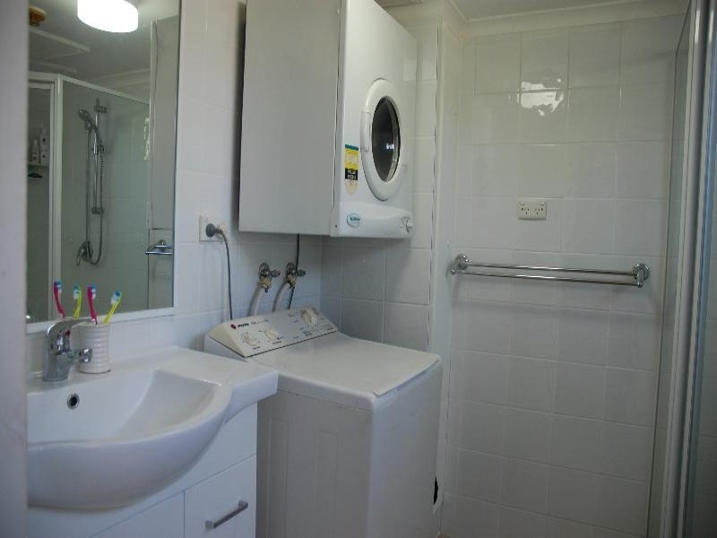 43/38 Enderley Avenue, Surfers Paradise QLD 4217