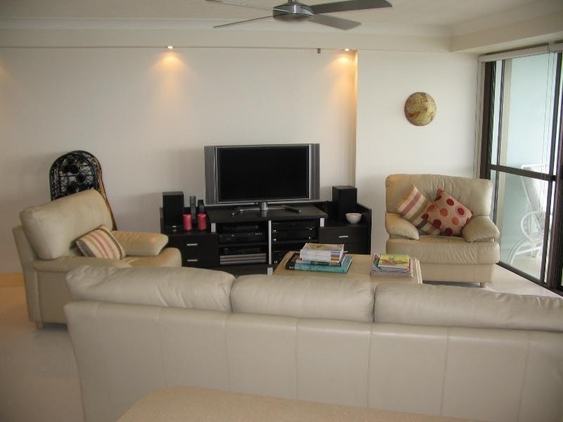 126/45 Hayle Street, Burleigh Heads QLD 4220