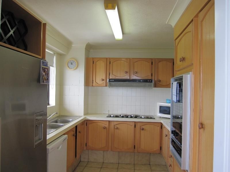 127/45 Hayle Street, Burleigh Heads QLD 4220