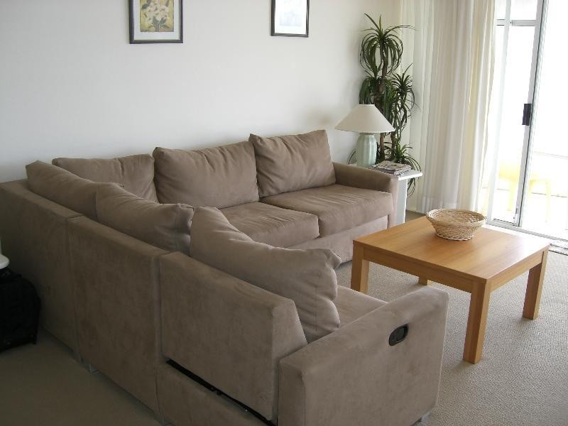 17c/3 Second Ave, Burleigh Heads QLD 4220