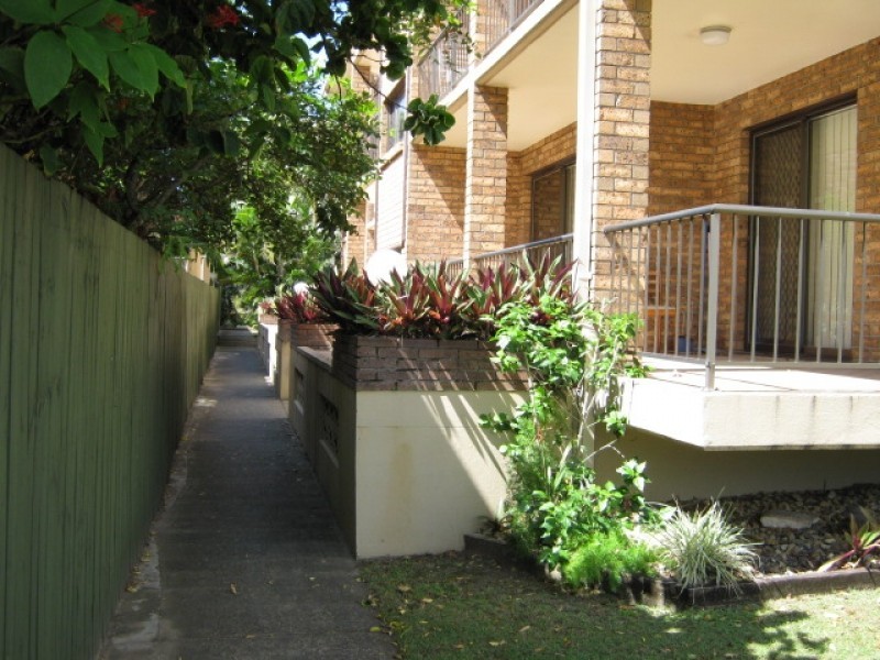 7/1933 Gold Coast Highway, Burleigh Heads QLD 4220