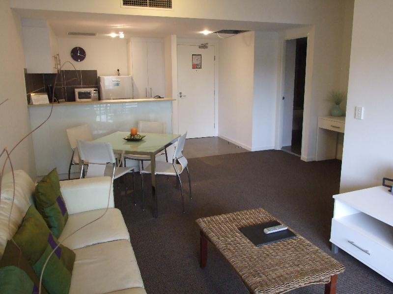 1108/1 Ocean Street, Burleigh Heads QLD 4220