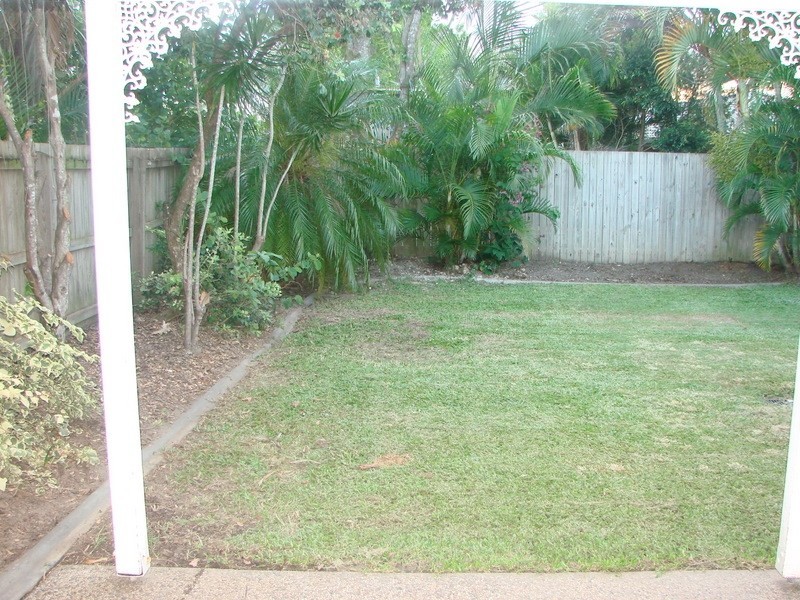 22 Southlake Dr, Varsity Lakes QLD 4227