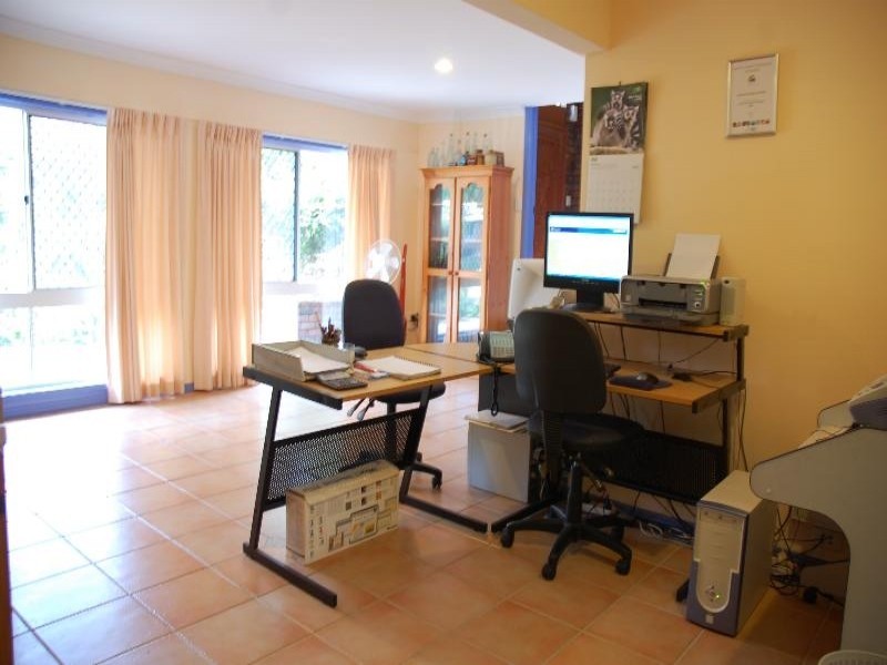 3 Mary Gilmore Court, Burleigh Heads QLD 4220