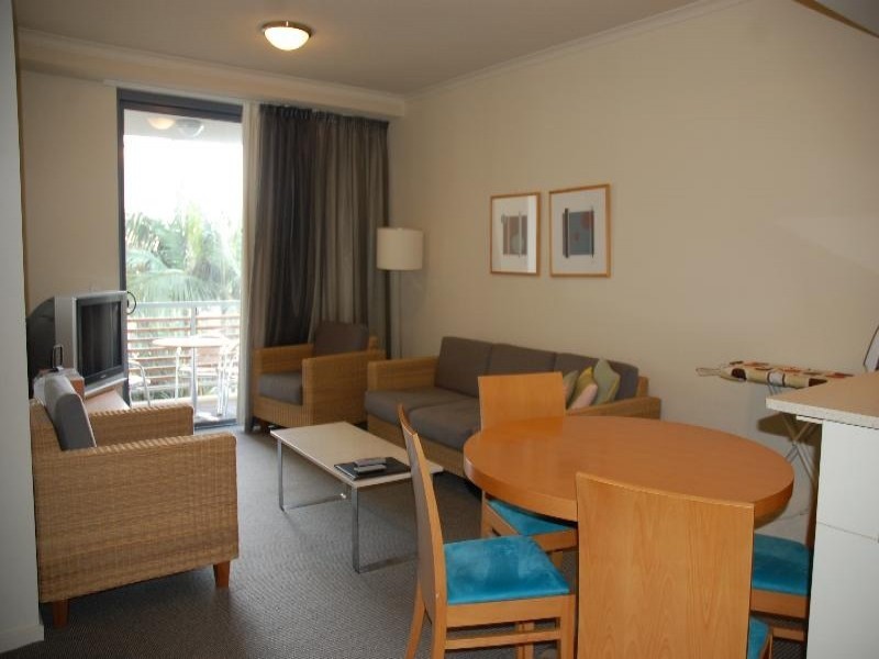 1078/1 Ocean Street, Burleigh Heads QLD 4220