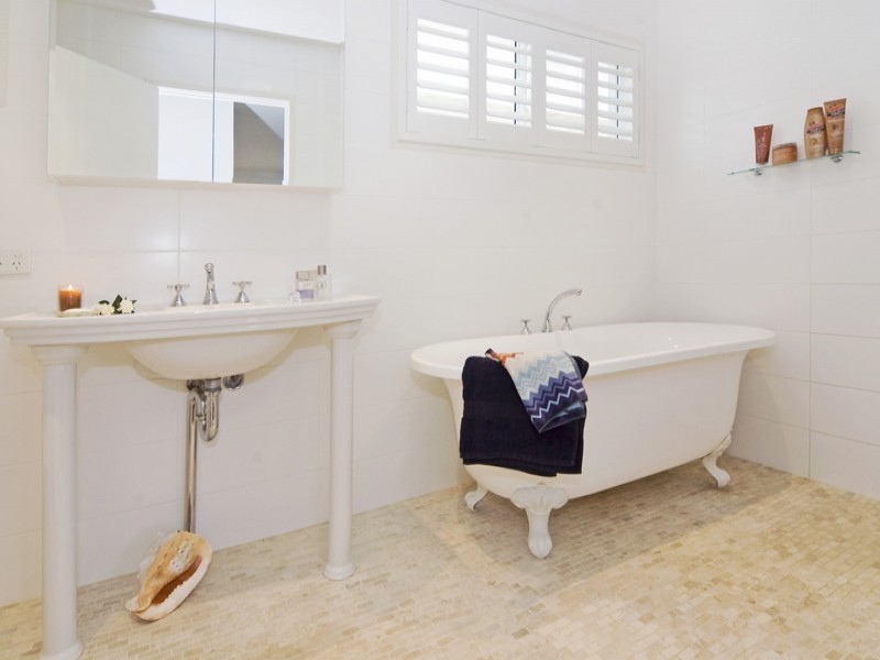 Burleigh Heads QLD 4220