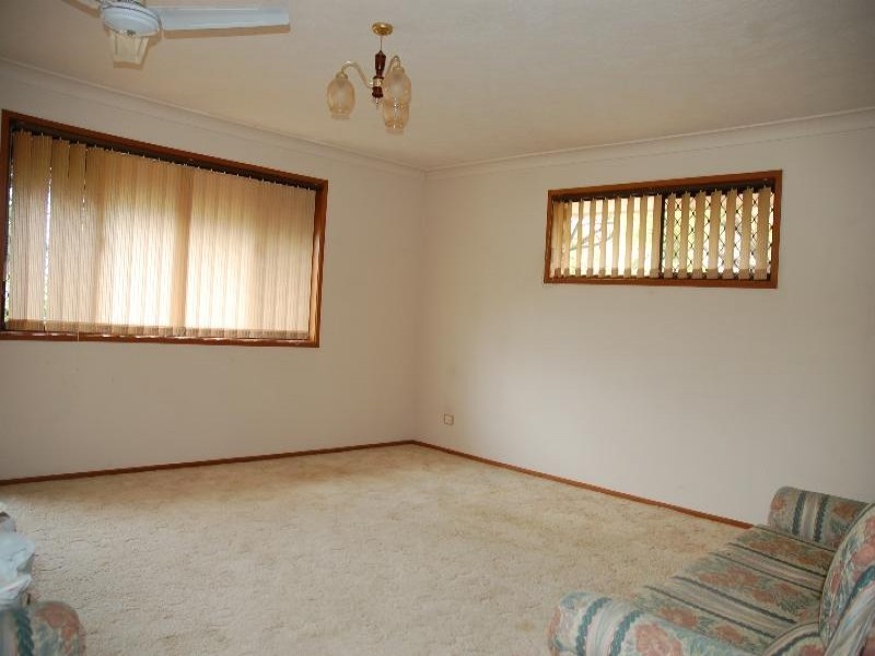 2/79 Mattocks Road, Burleigh Waters QLD 4220