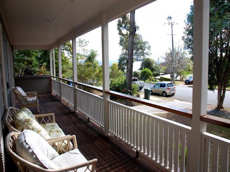 13 Ladds Ridge Road, Burleigh Heads QLD 4220