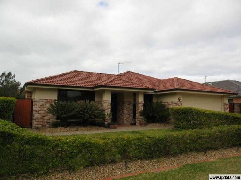 9 Grasstree Way, Molendinar QLD 4214