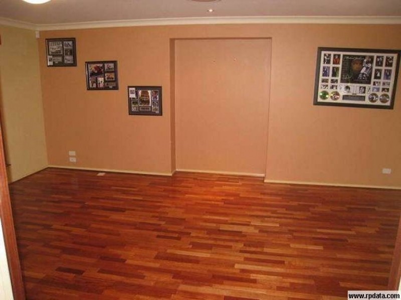 9 Grasstree Way, Molendinar QLD 4214