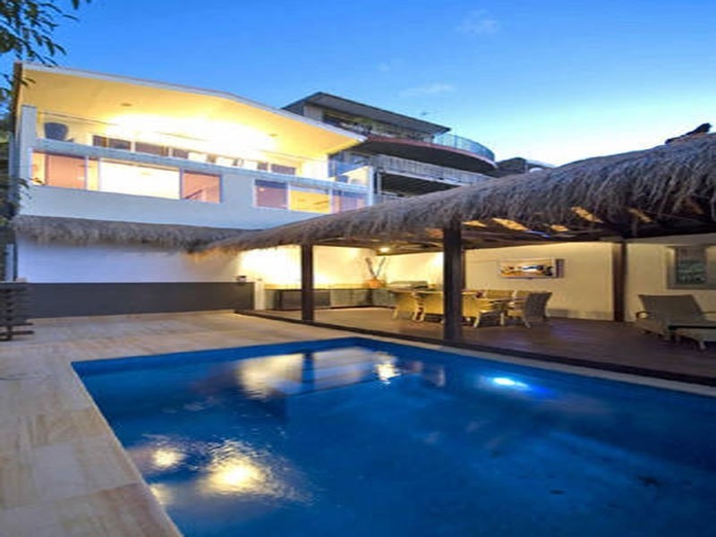 61 George Street, Burleigh Heads QLD 4220