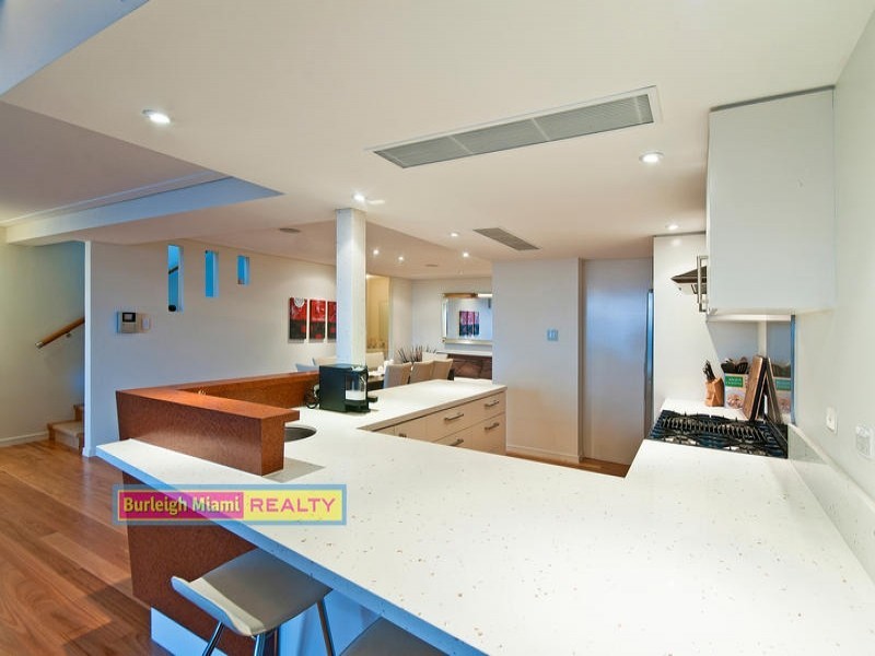 61 George Street, Burleigh Heads QLD 4220