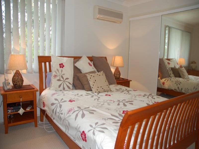 2/15 Bridgman Drive, Reedy Creek QLD 4227