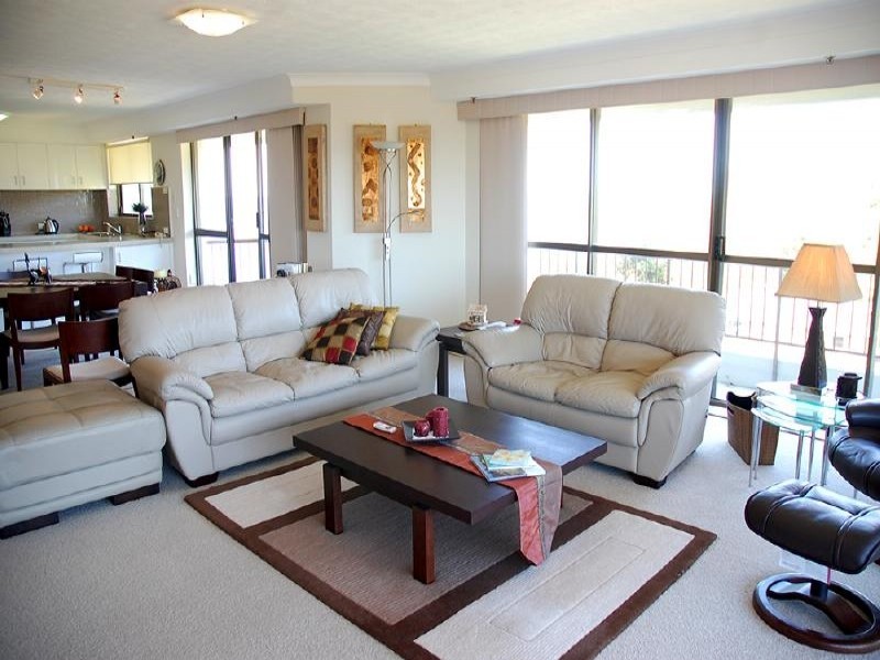 60/45 Hayle Street, Burleigh Heads QLD 4220