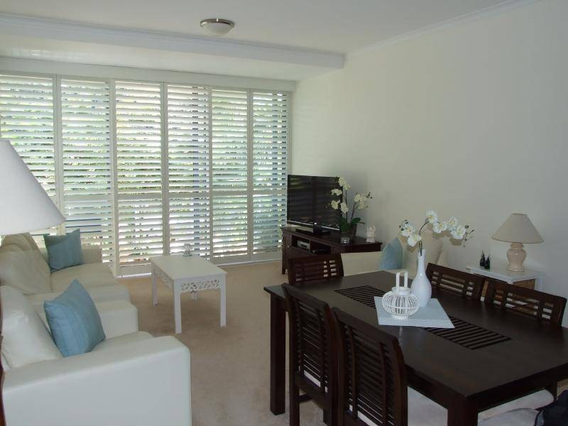 2046/1 Ocean Street, Burleigh Heads QLD 4220