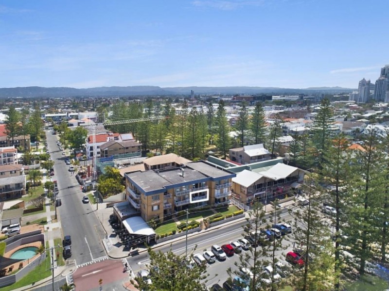 10/168 Hedges Avenue, Mermaid Beach QLD 4218