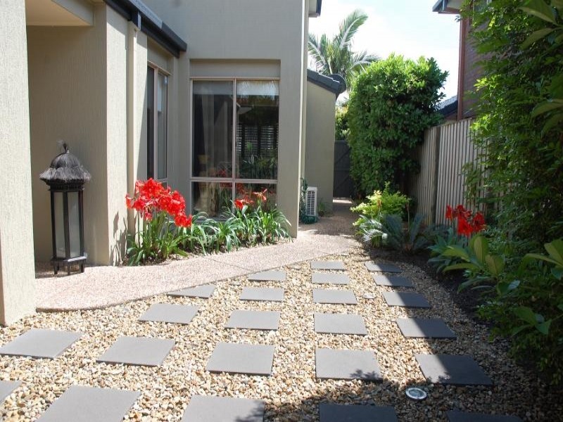 16 Northwestern Ct, Varsity Lakes QLD 4227