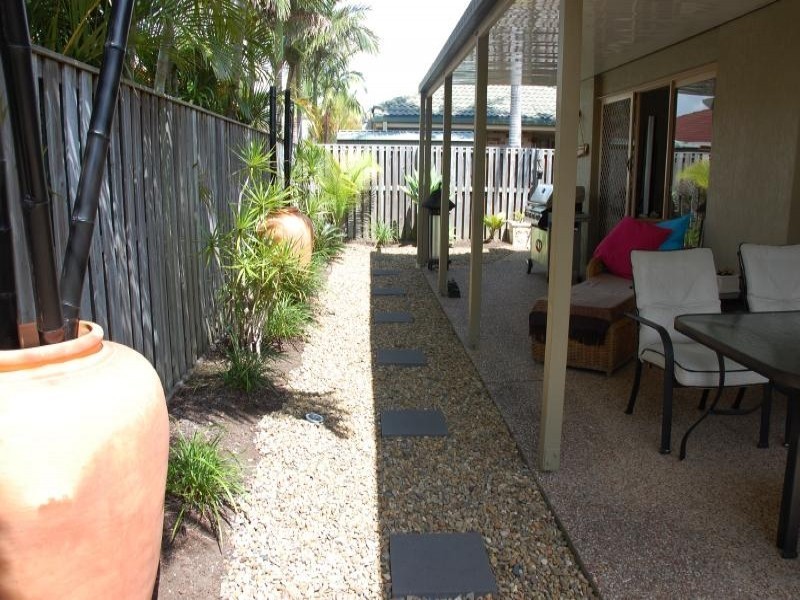 16 Northwestern Ct, Varsity Lakes QLD 4227