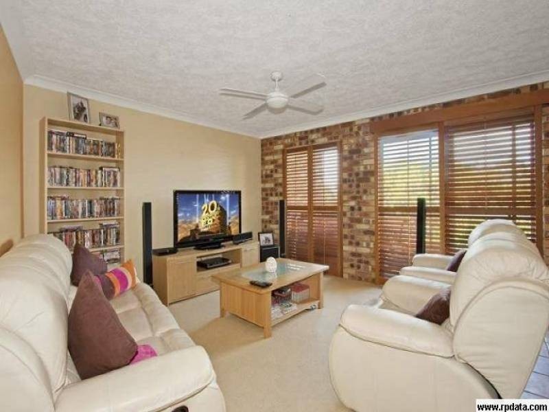 6/17 Korina Avenue, Coolangatta QLD 4225