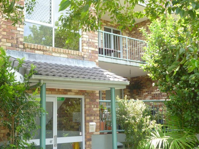 6/17 Korina Avenue, Coolangatta QLD 4225