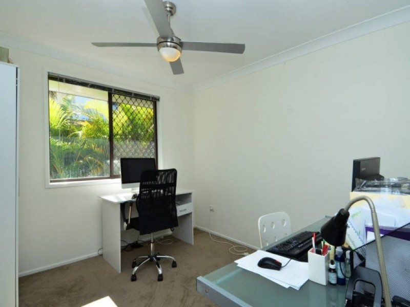 7 Joan Street, Burleigh Waters QLD 4220