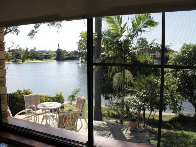 172 Burleigh Street, Burleigh Waters QLD 4220