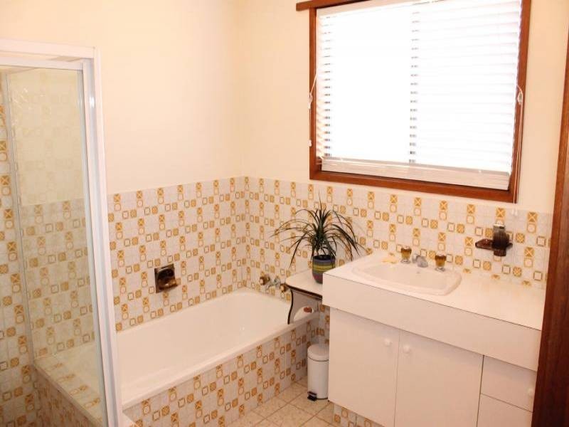 172 Burleigh Street, Burleigh Waters QLD 4220