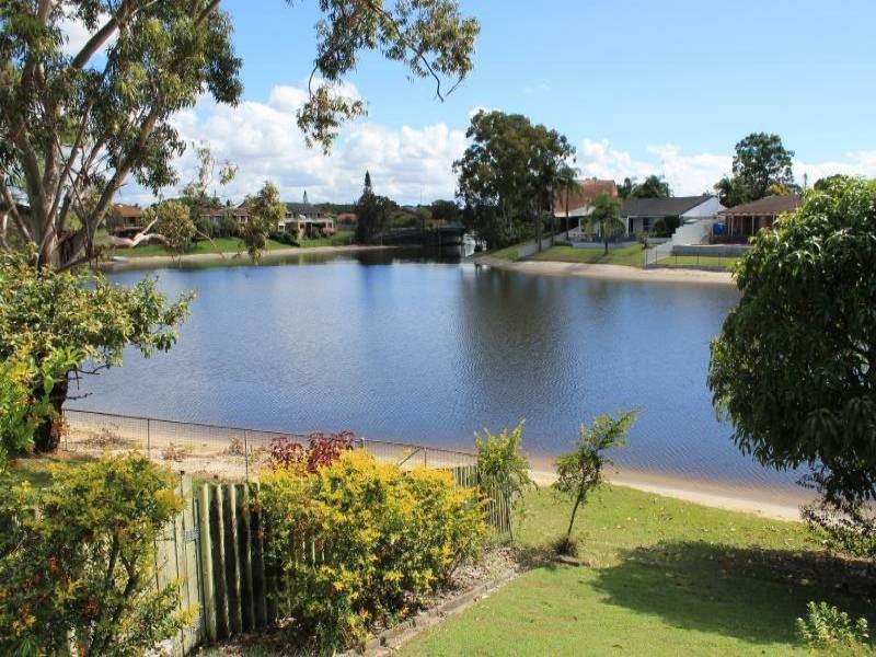 172 Burleigh Street, Burleigh Waters QLD 4220