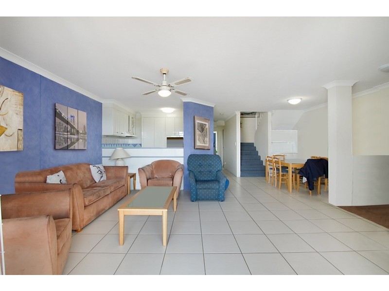 45/28 Chairlift Avenue, Miami QLD 4220