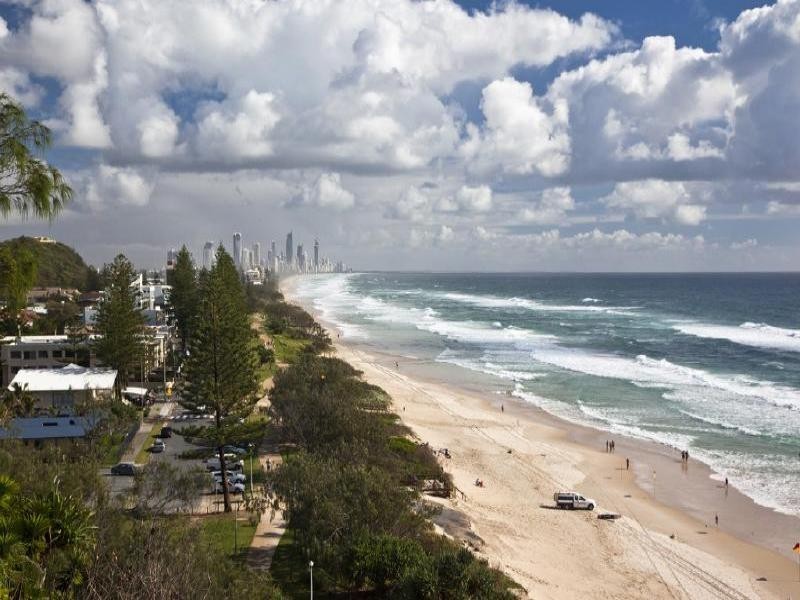 26 Brakes Cresent, Miami QLD 4220