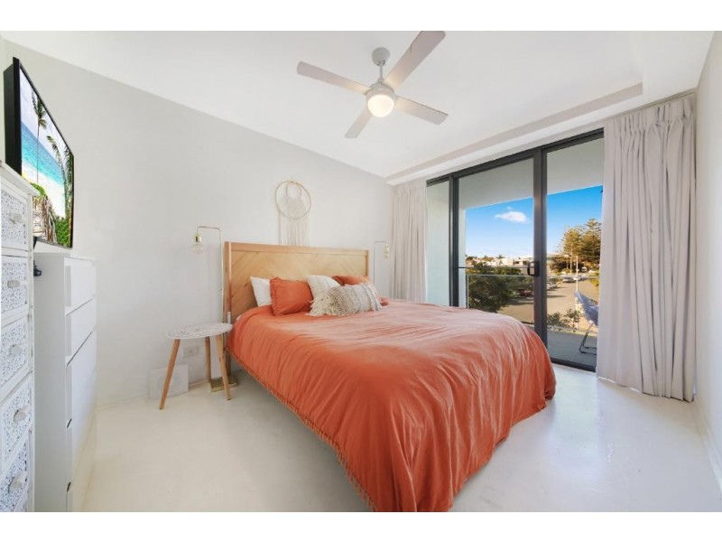 39/2 Gaven Cresent, Mermaid Beach QLD 4218