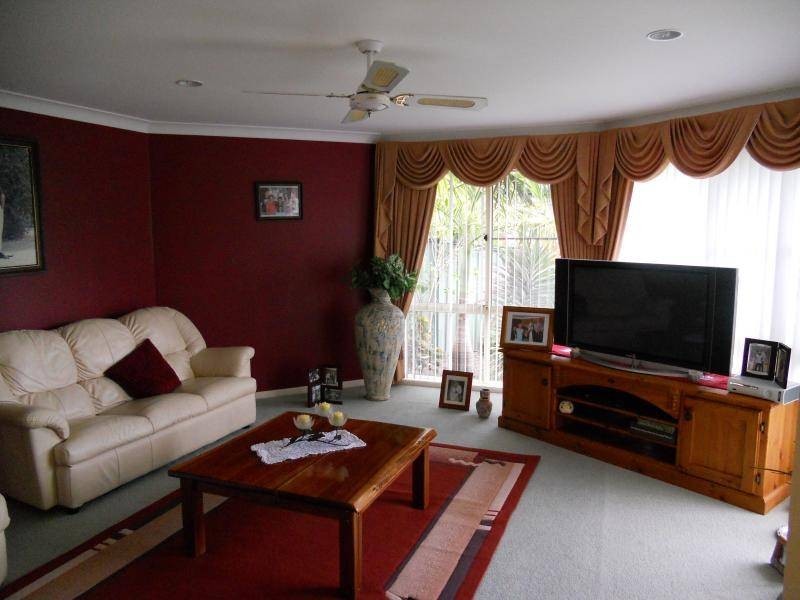 63 Dunlin Drive,, Burleigh Waters QLD 4220