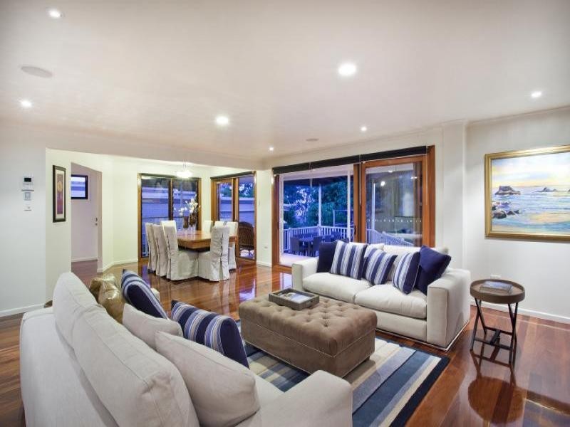 66 Skyline Terrace, Burleigh Heads QLD 4220